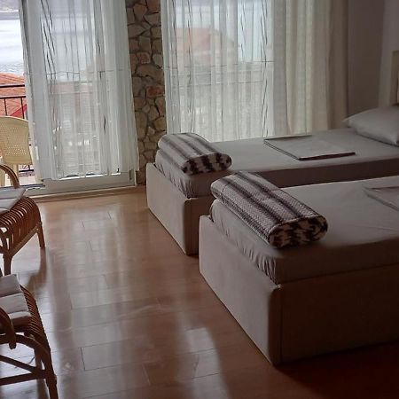 Roleo Guest House Lin Экстерьер фото