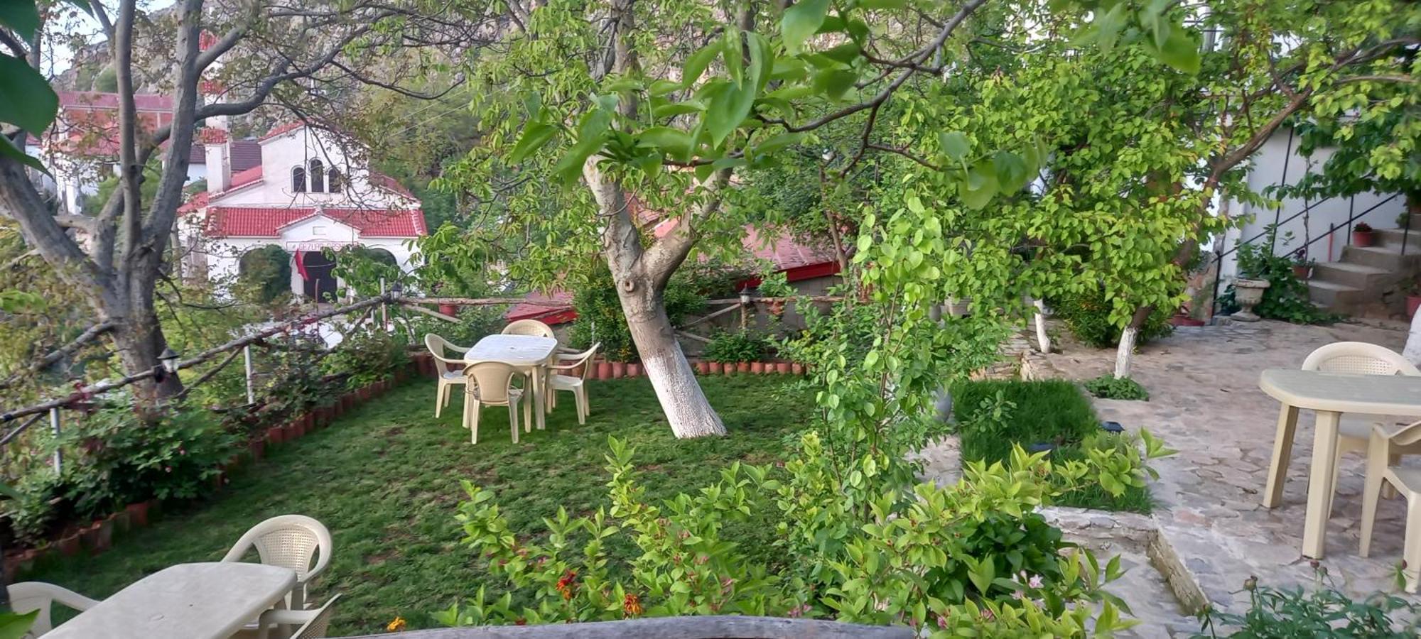 Roleo Guest House Lin Экстерьер фото